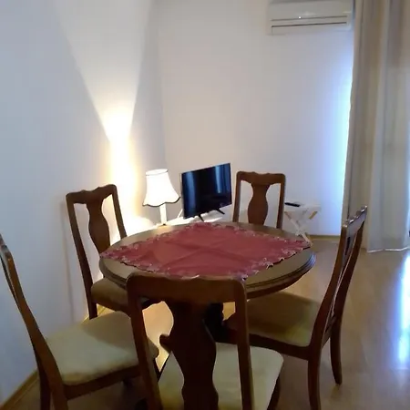 Mertojak Apartment